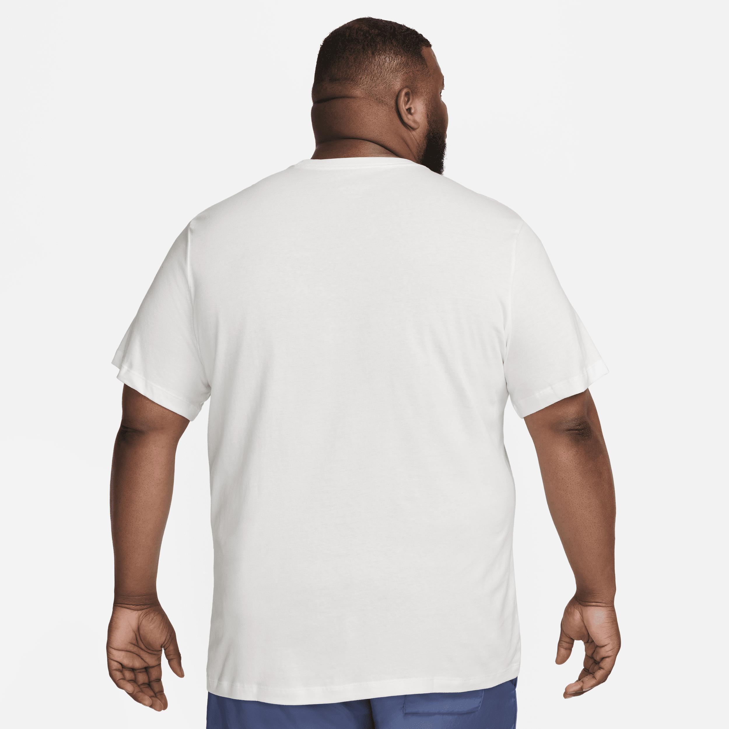 Nike Sportswear Men's T-Shirt Product Image