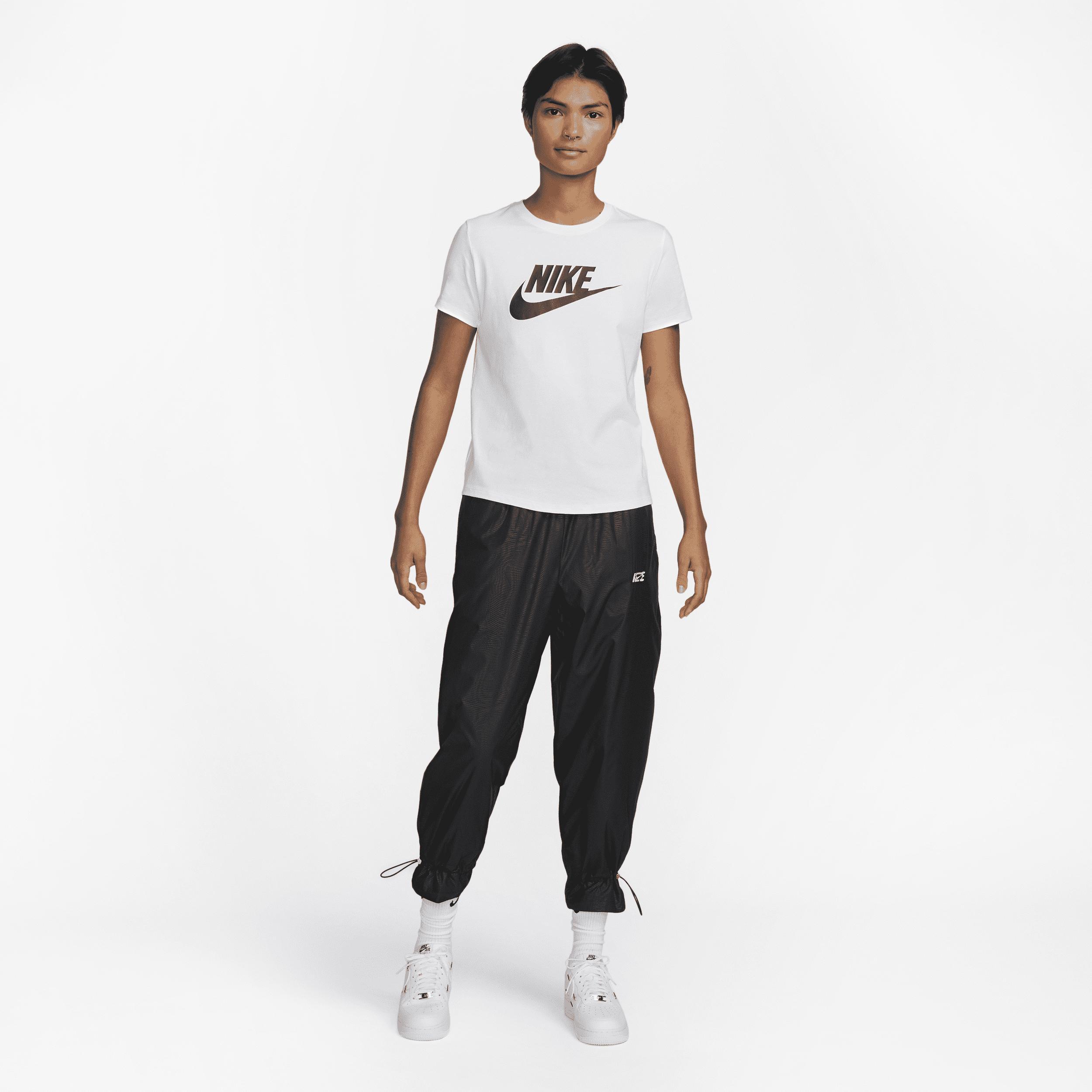 Nike Sportswear Essentials Women's Logo T-Shirt Product Image