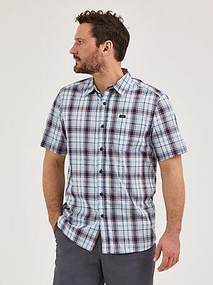 Men's Extreme Motion All Purpose Short Sleeve Plaid Button Down Shirt | Men's Tops & Tees | Lee® Product Image
