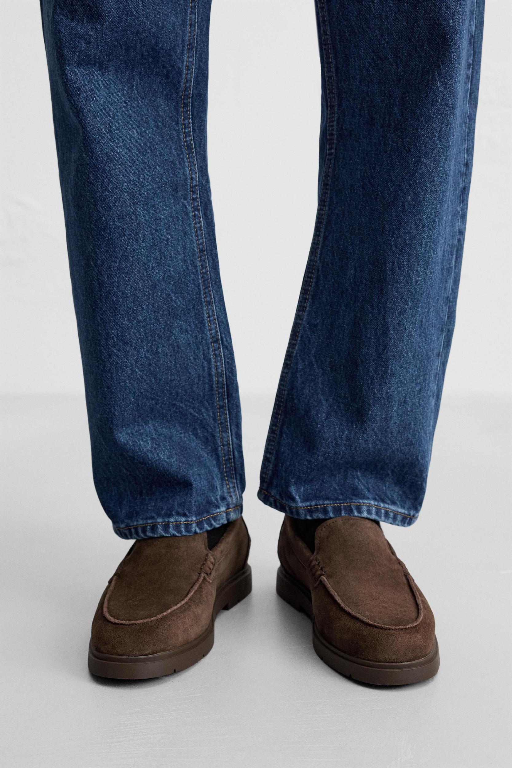 CASUAL LEATHER LOAFERS Product Image