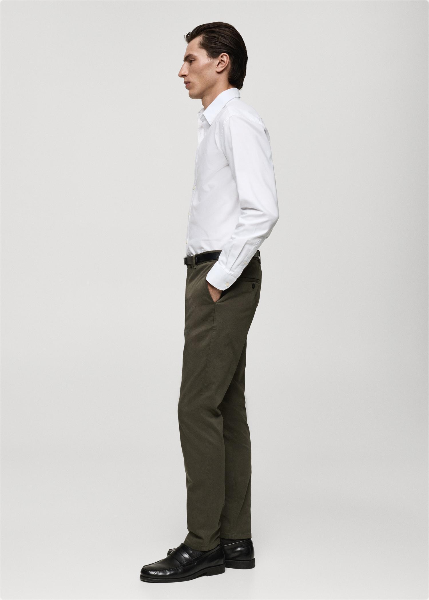 Barna slim-fit twill chino pants - Men | MANGO USA Product Image