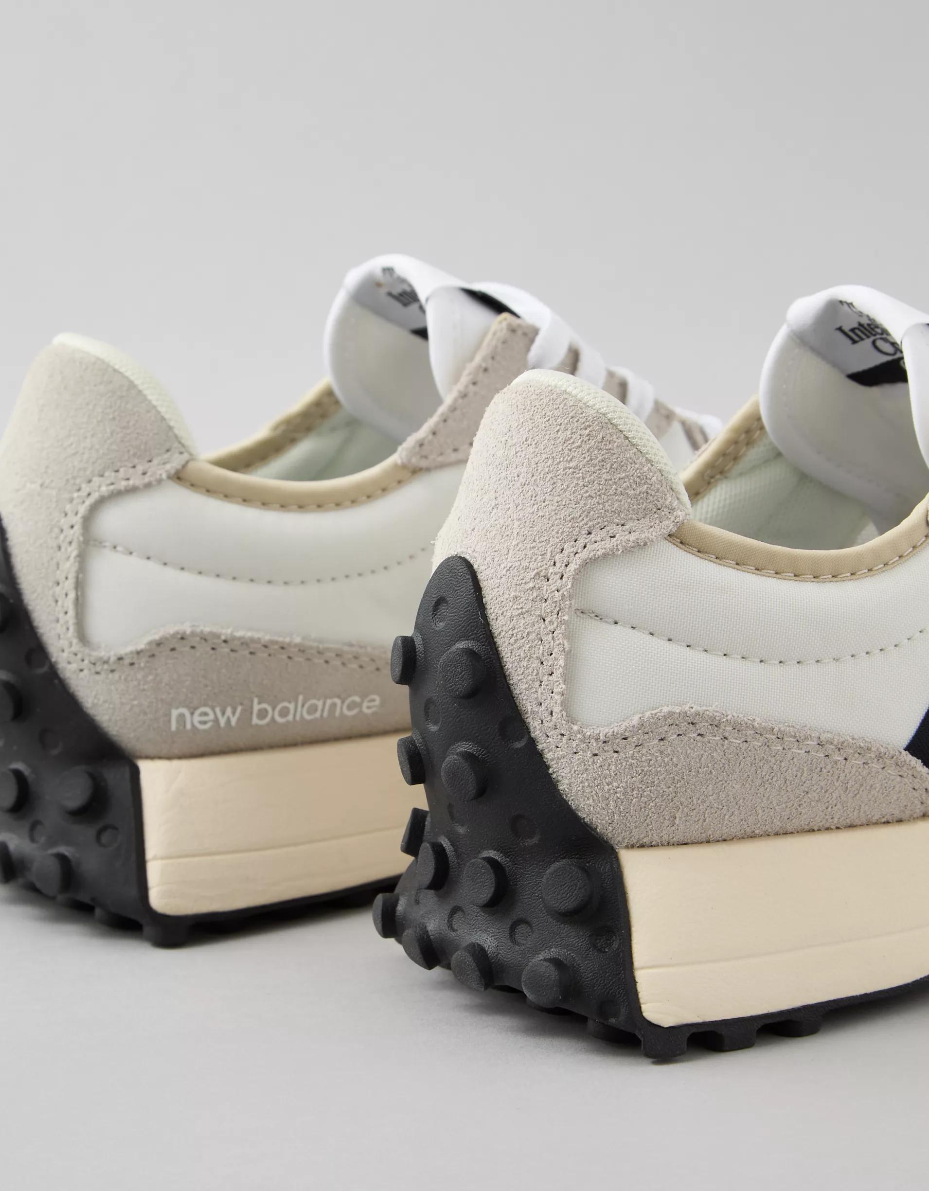 New Balance Women's 327 Sneaker Product Image