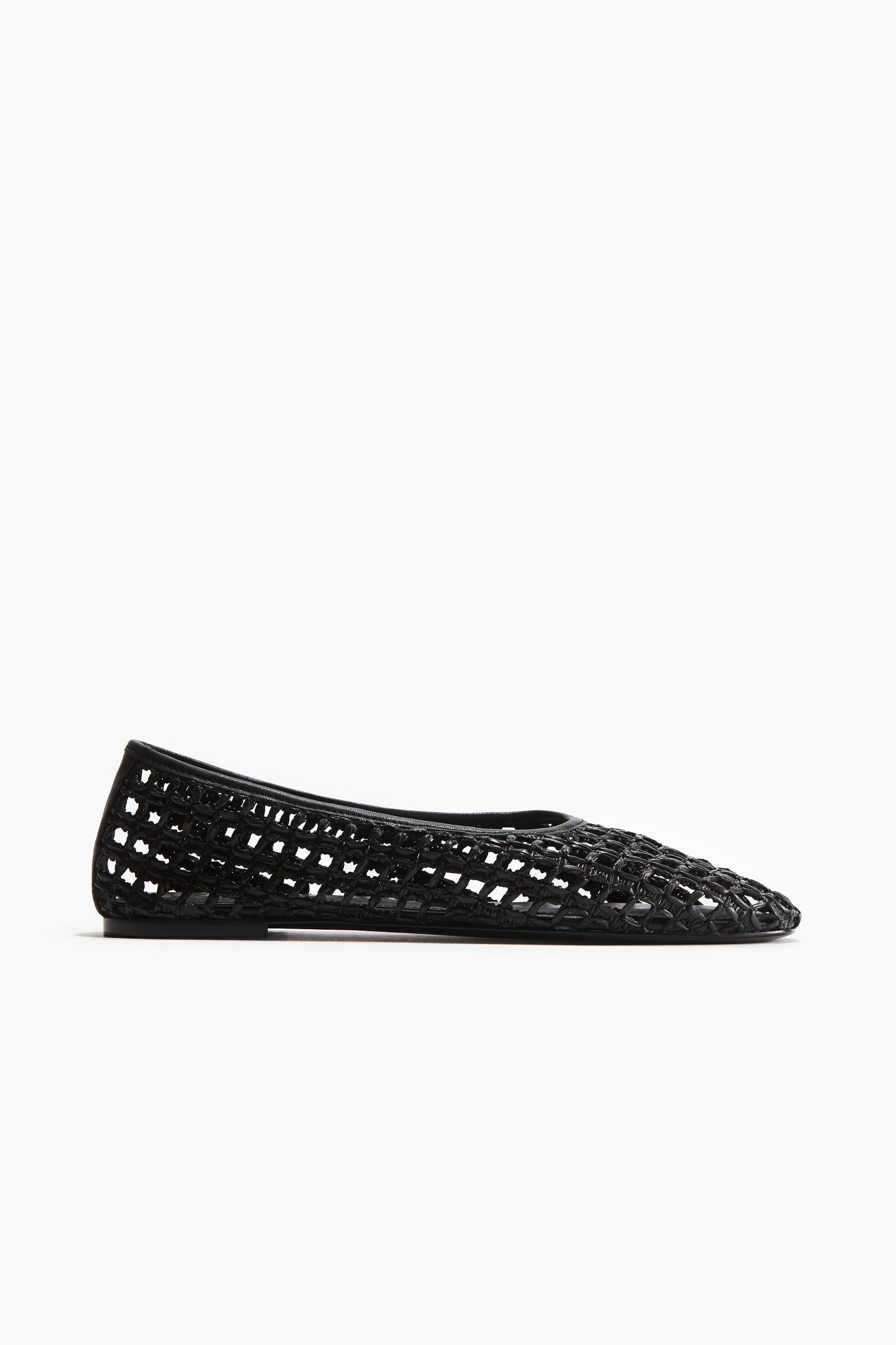 Straw Flats Product Image