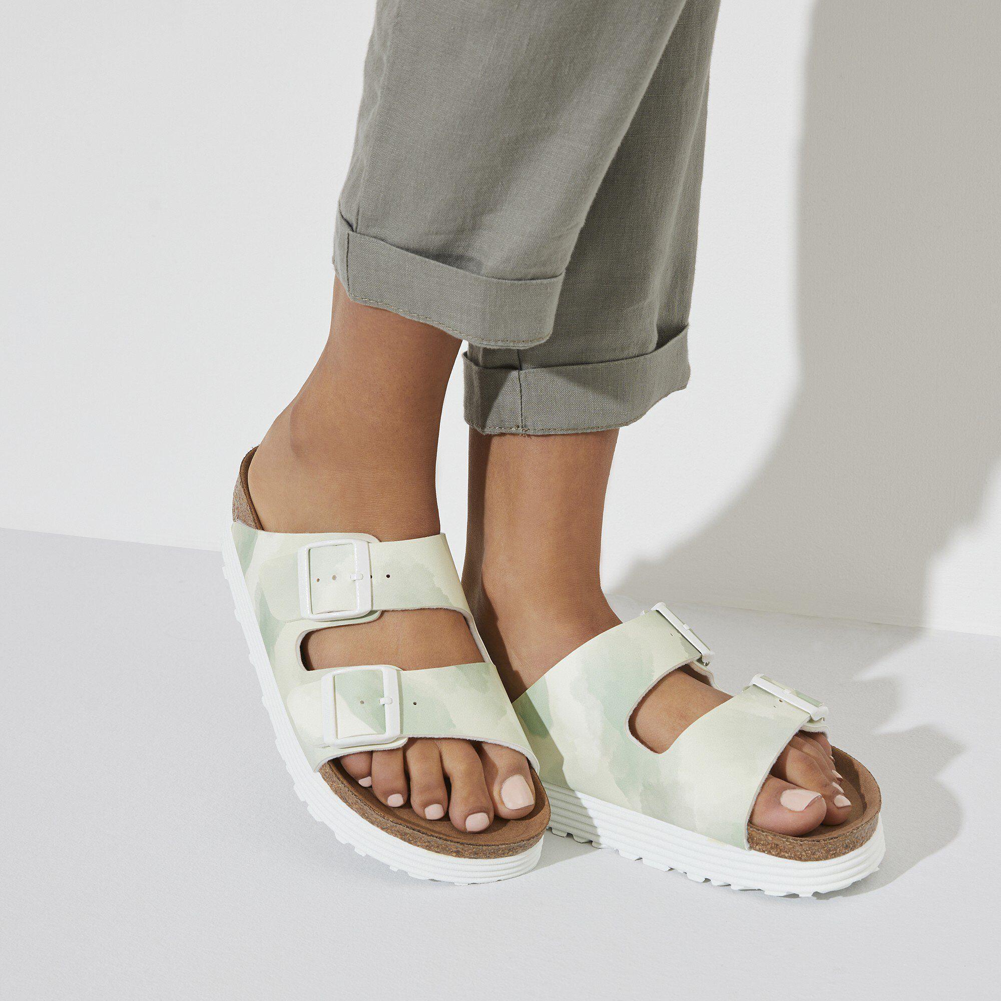 Arizona Flex Platform Vegan Birko-Flor Watercolor Khaki Product Image