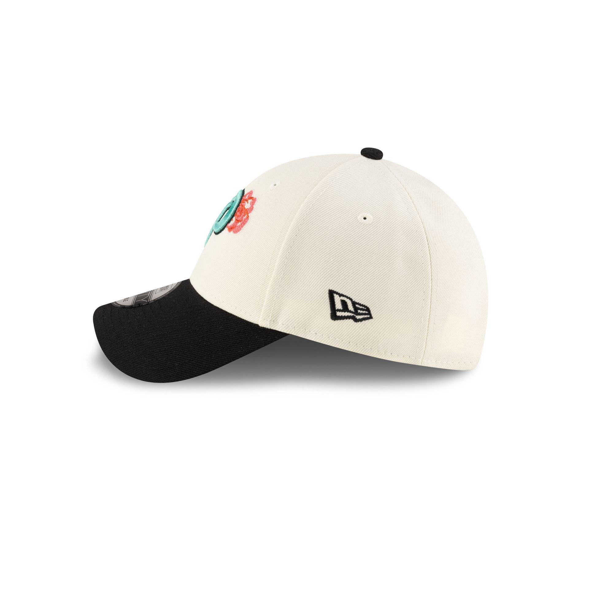 Pericos de Puebla Two-Tone Rose 9FORTY Snapback Hat Male Product Image