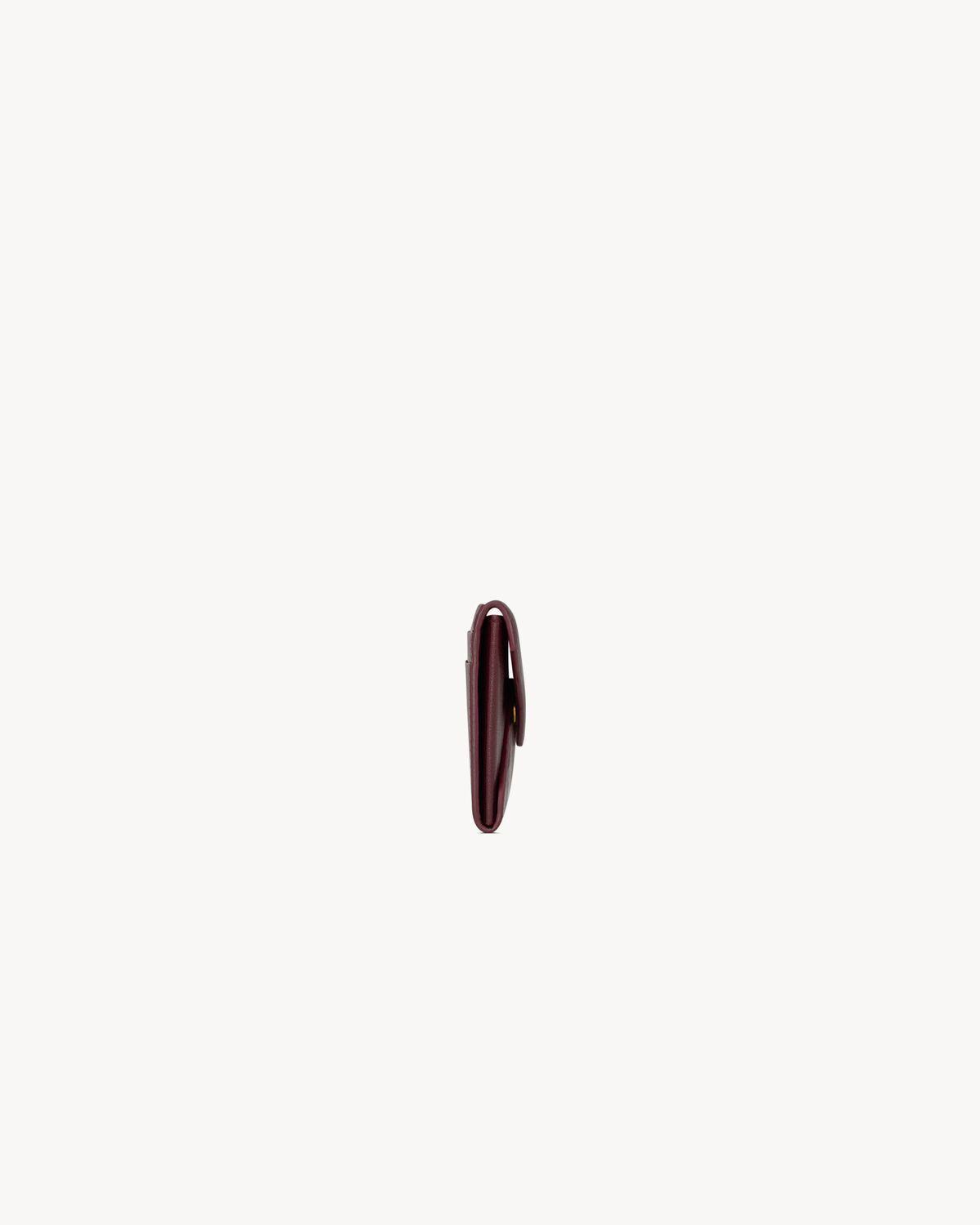 letter wallet in leather Product Image