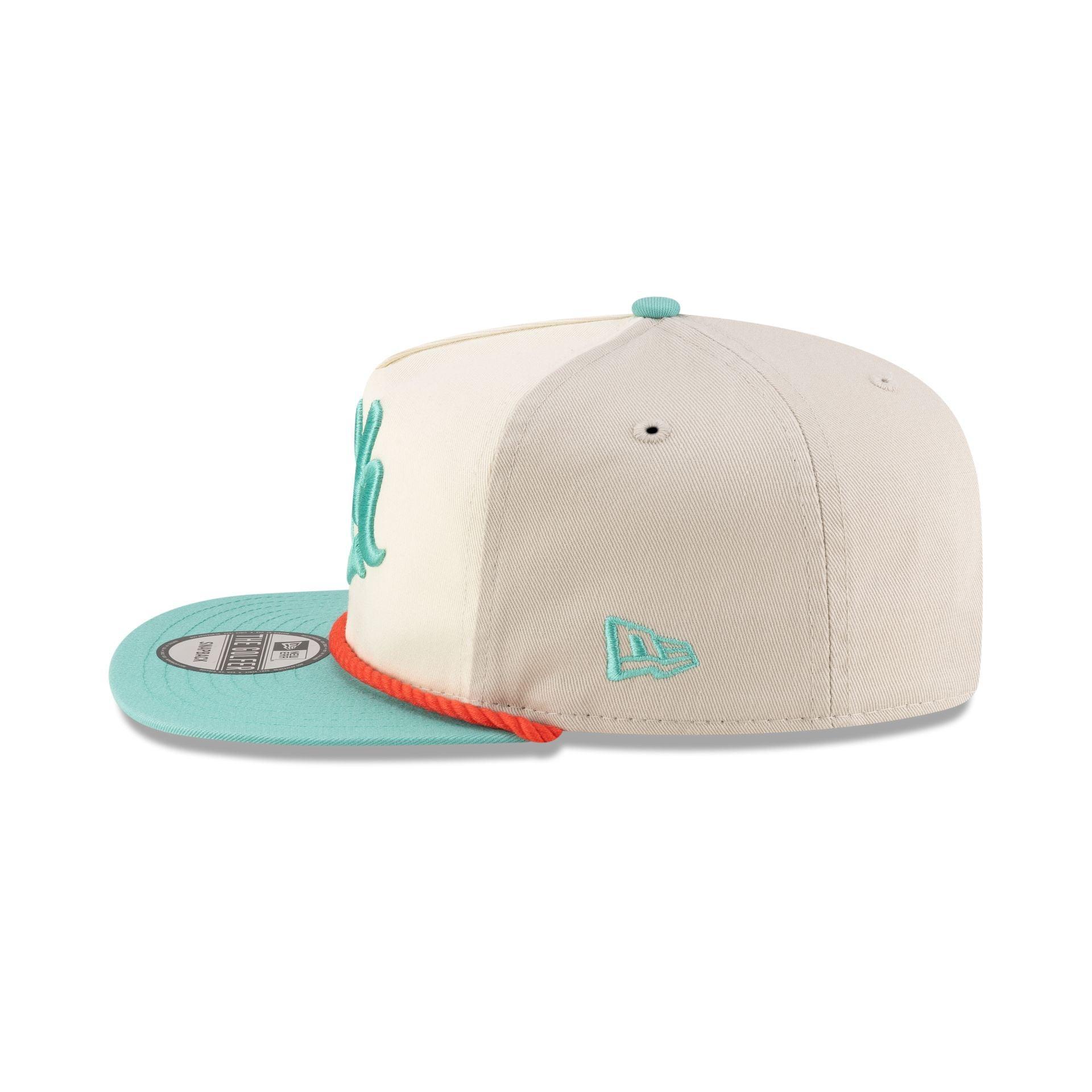 Charros de Jalisco Two-Tone Golfer Hat Male Product Image