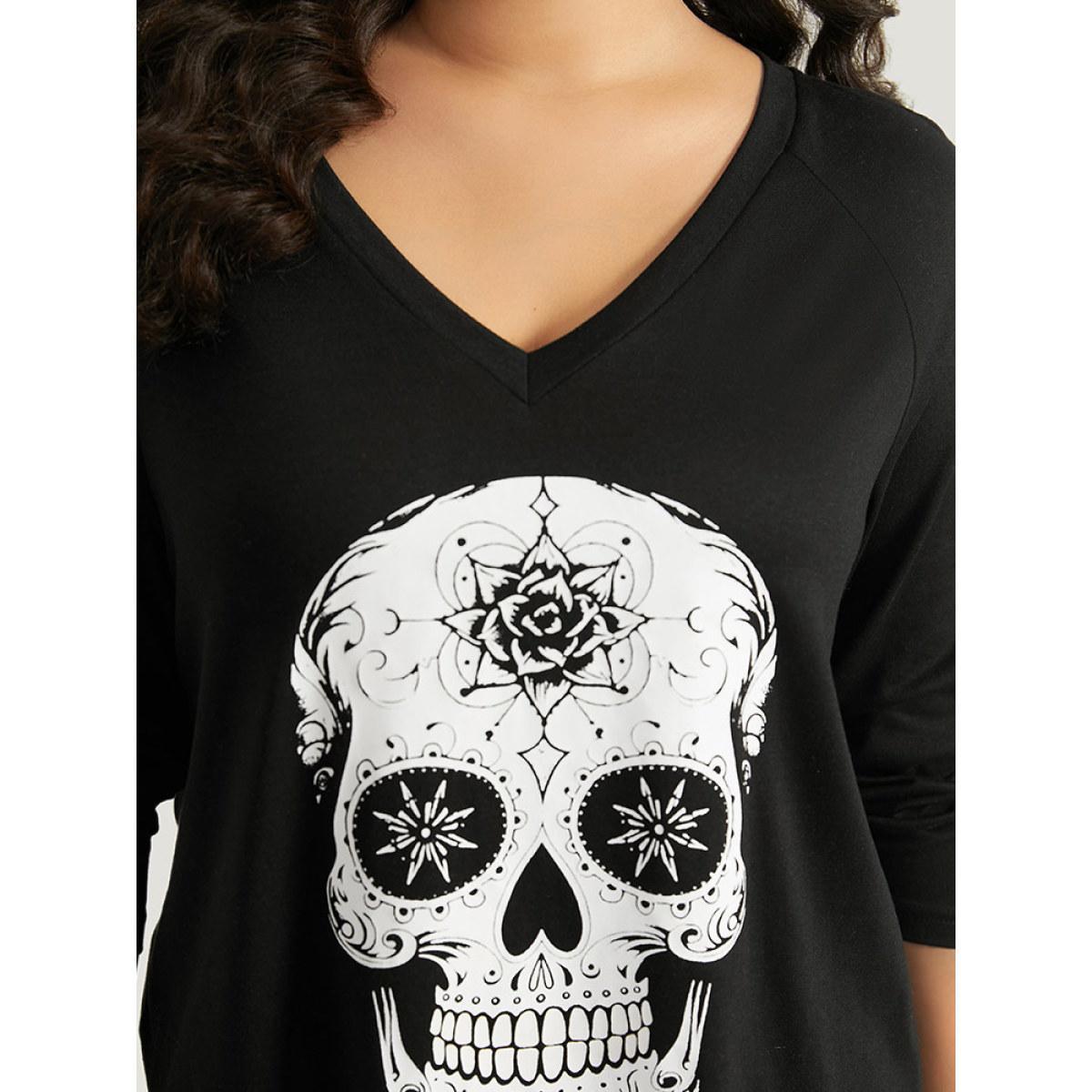 Plus Size Halloween Skull Print Long Sleeve T-shirt Black Women Casual Printed Halloween Festival-Halloween T-shirts BloomChic 18-20/2X Product Image