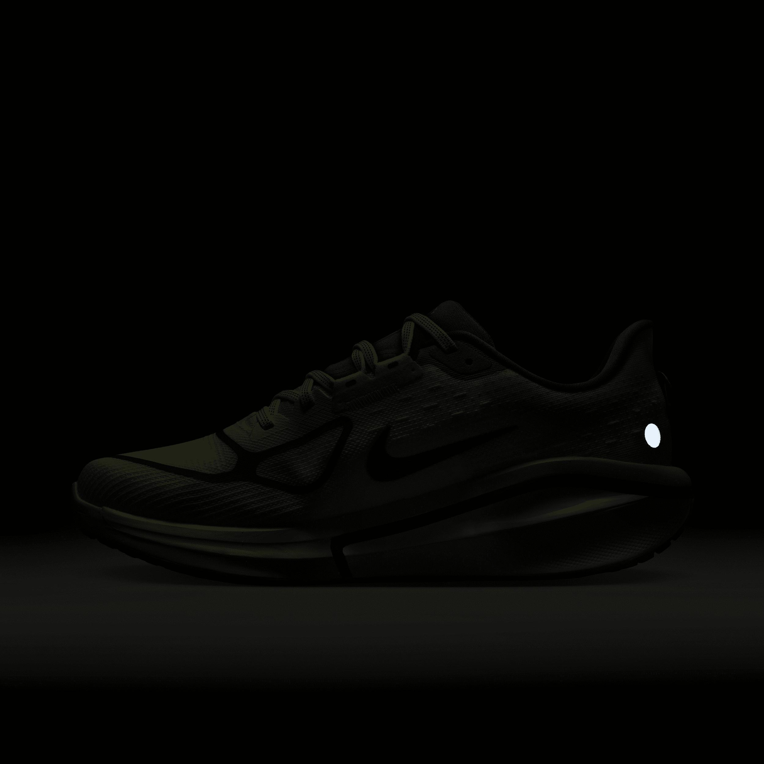 Nike Men's Vomero 17 "Talaria" Road Running Shoes Product Image