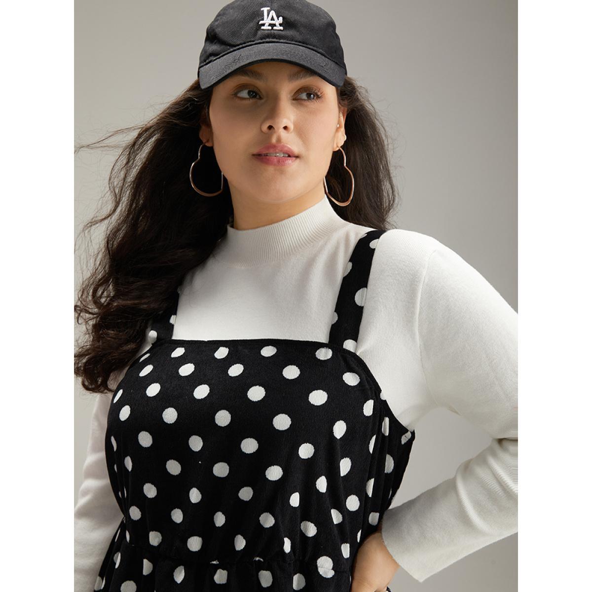 Plus Size Polka Dot Pocket Cami Dress Black Women Elegant Adjustable Straps Spaghetti Strap Sleeveless Curvy Midi Dress BloomChic 26/4X Product Image