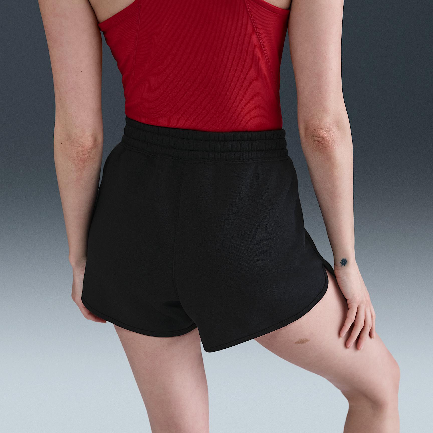 Nike Women's Court Heritage Mid-Rise Fleece Tennis Shorts Product Image