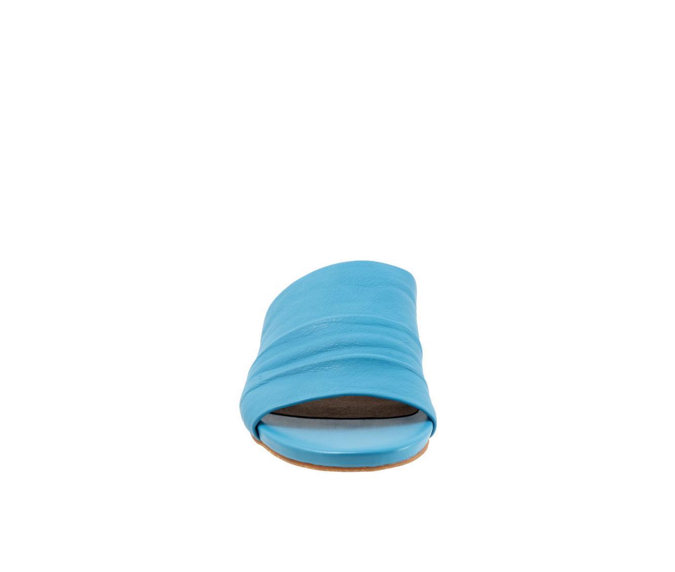 Women's Softwalk Camano Sandals Product Image