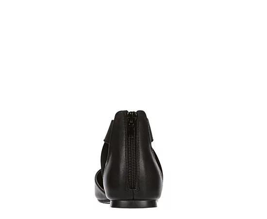 Xappeal Womens Percy Flat Product Image