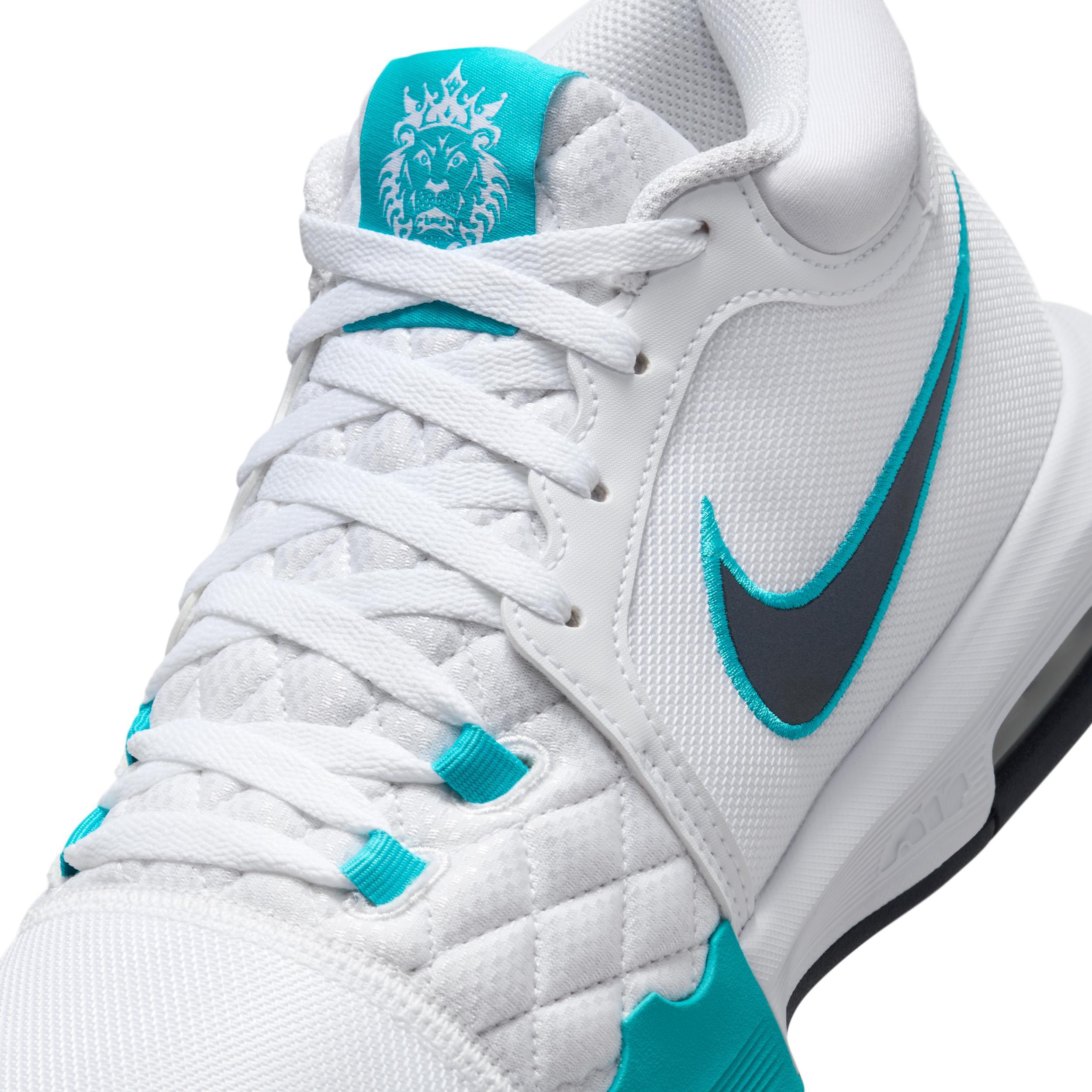 Nike Men's LeBron Witness VIII Basketball Shoes Product Image