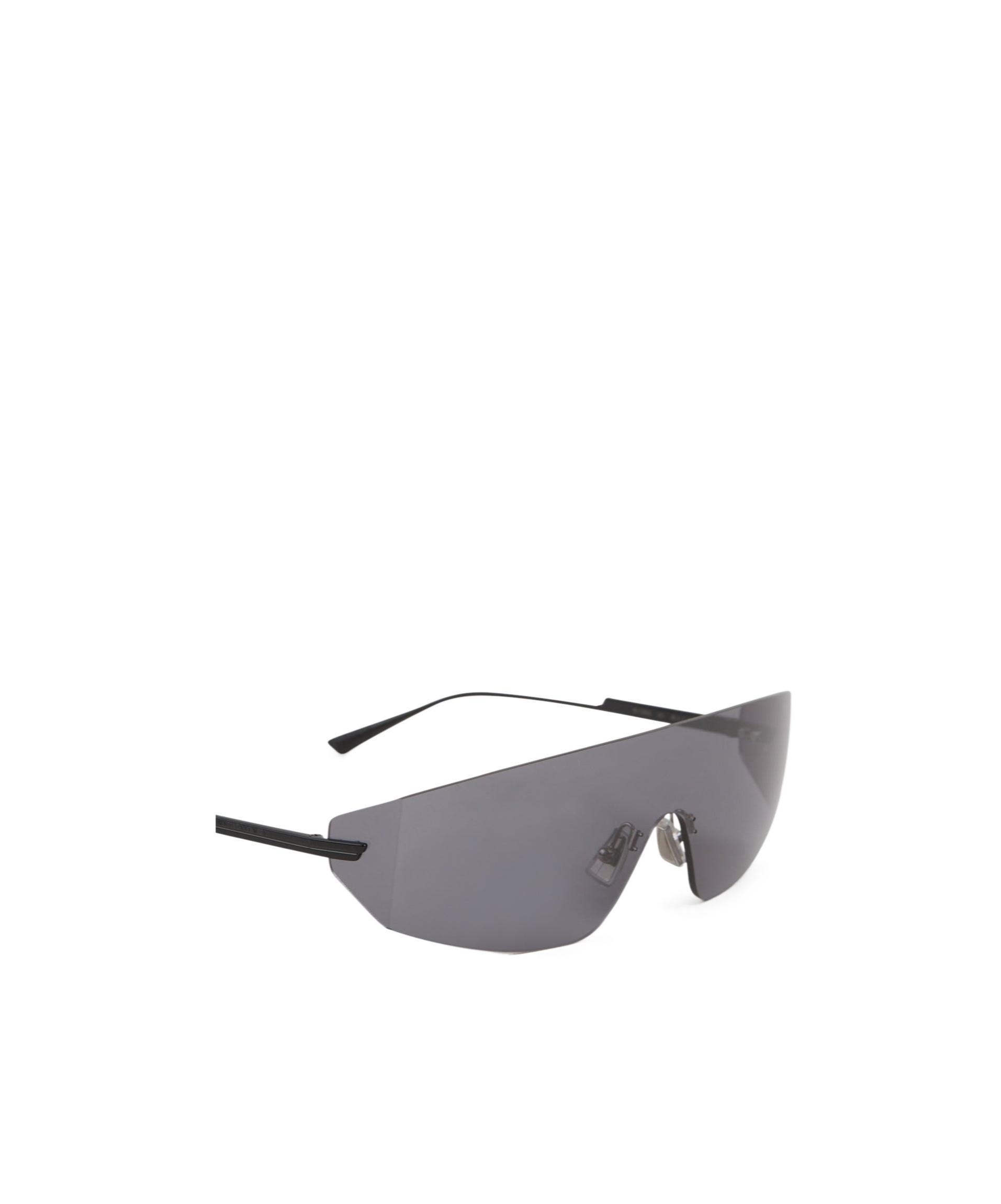 BOTTEGA VENETA Oval Sunglasses In Black Product Image