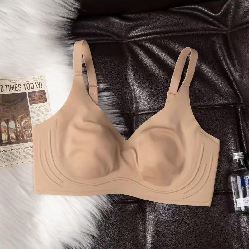 Seamless Push Up Bra Product Image