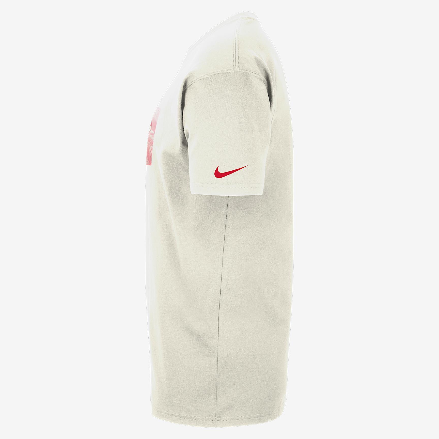 Milwaukee Bucks Courtside Men's Nike NBA Max90 T-Shirt Product Image