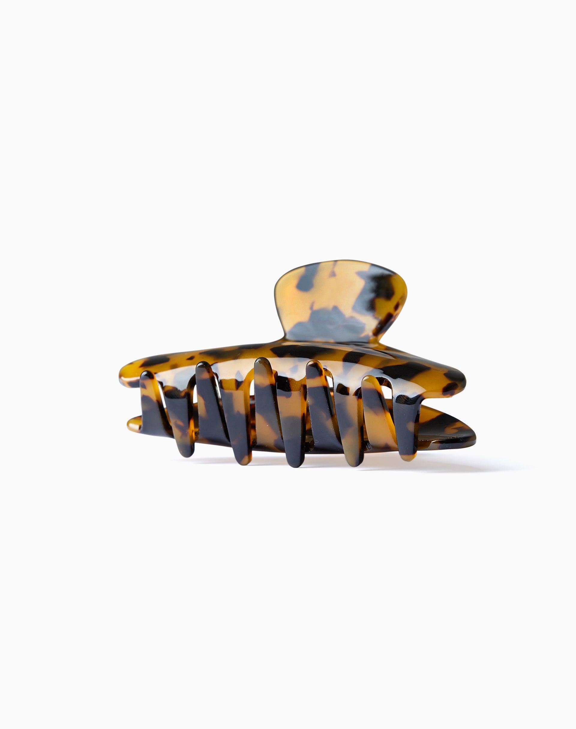 Asami Hair Claw in Tortoise Product Image