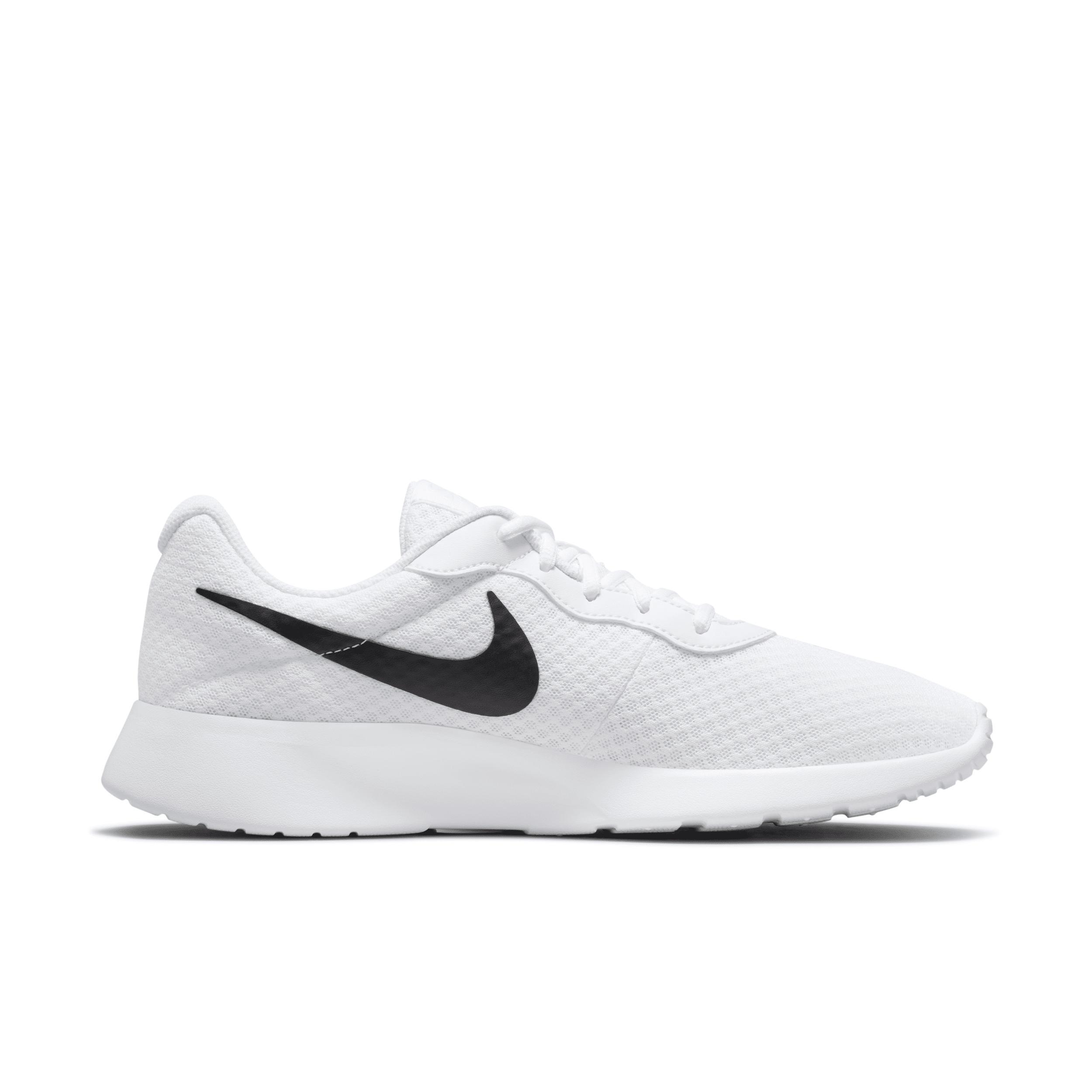 Nike Tanjun Men's Shoes Product Image