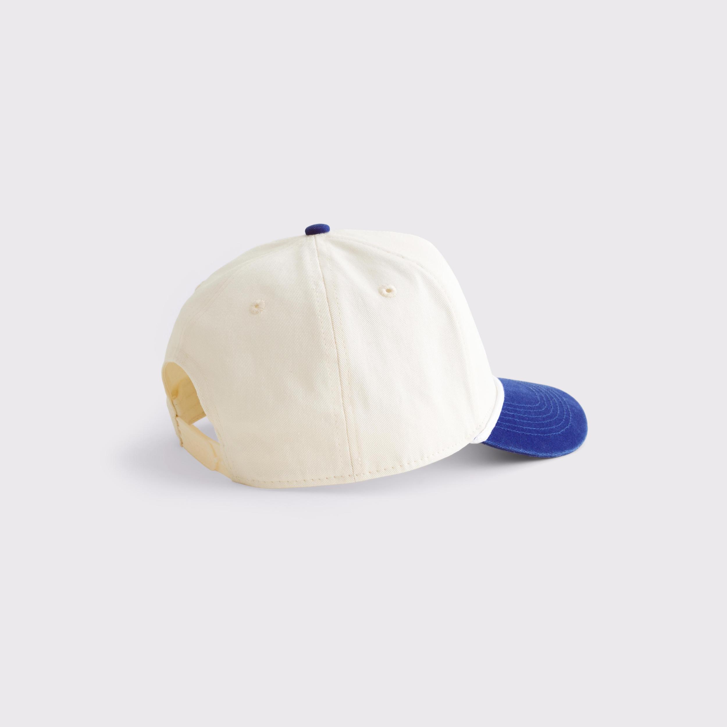 Guinness Snapback Hat Product Image
