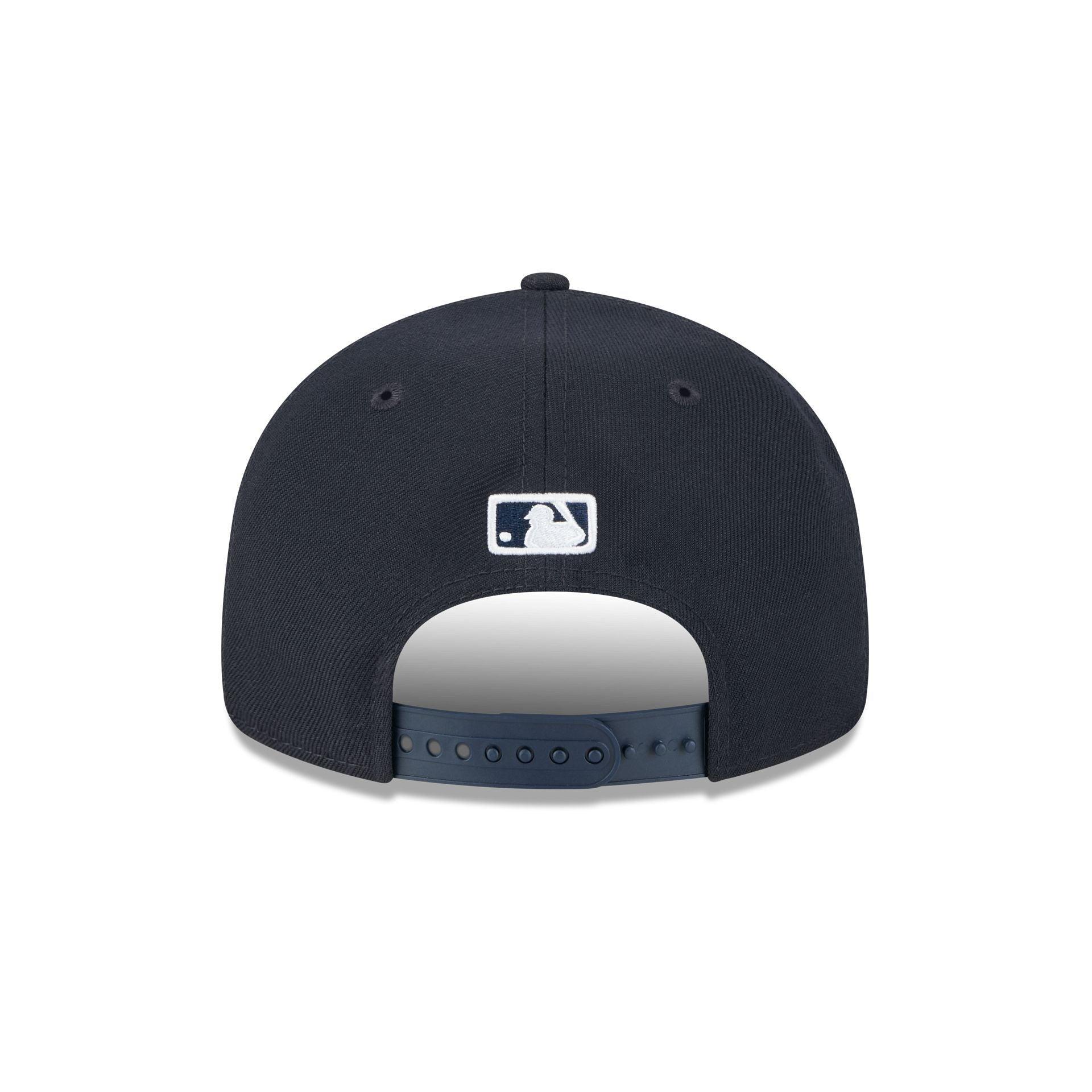 Cleveland Guardians Hall of Fame 2025 Retro Crown 9FIFTY Snapback Hat Male Product Image