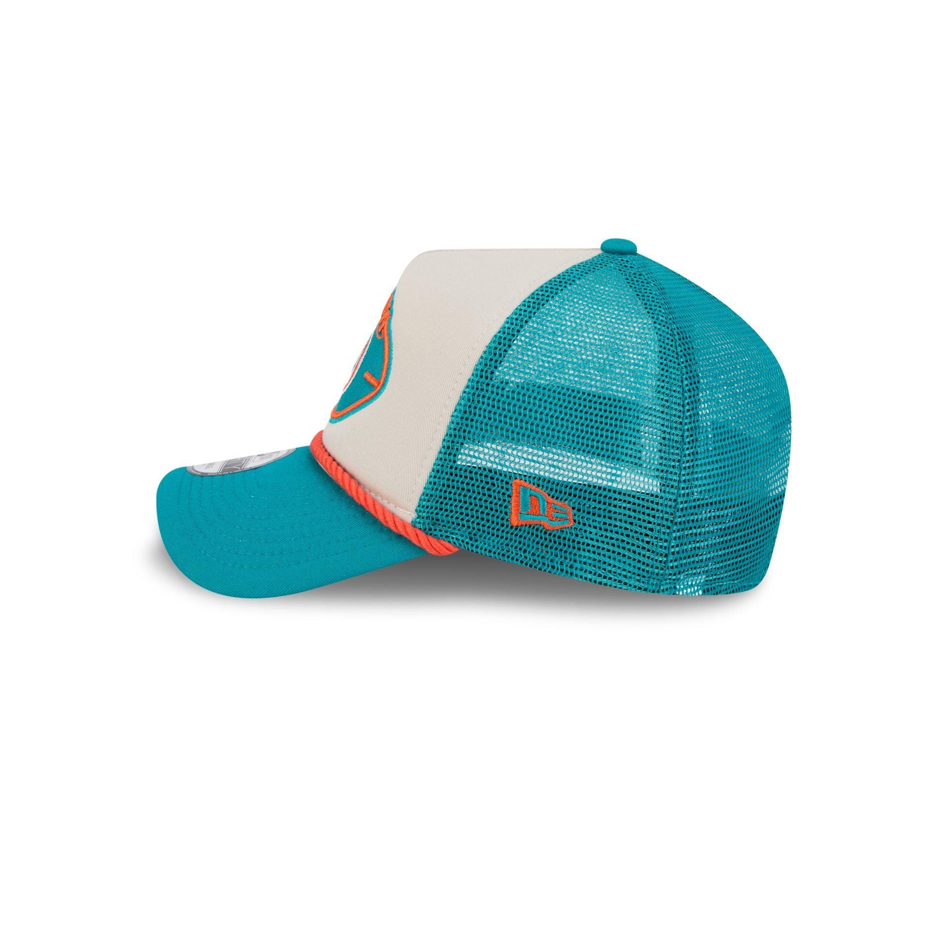 Buffalo Bills 2024 Historic Sideline 9TWENTY Adjustable Hat Male Product Image