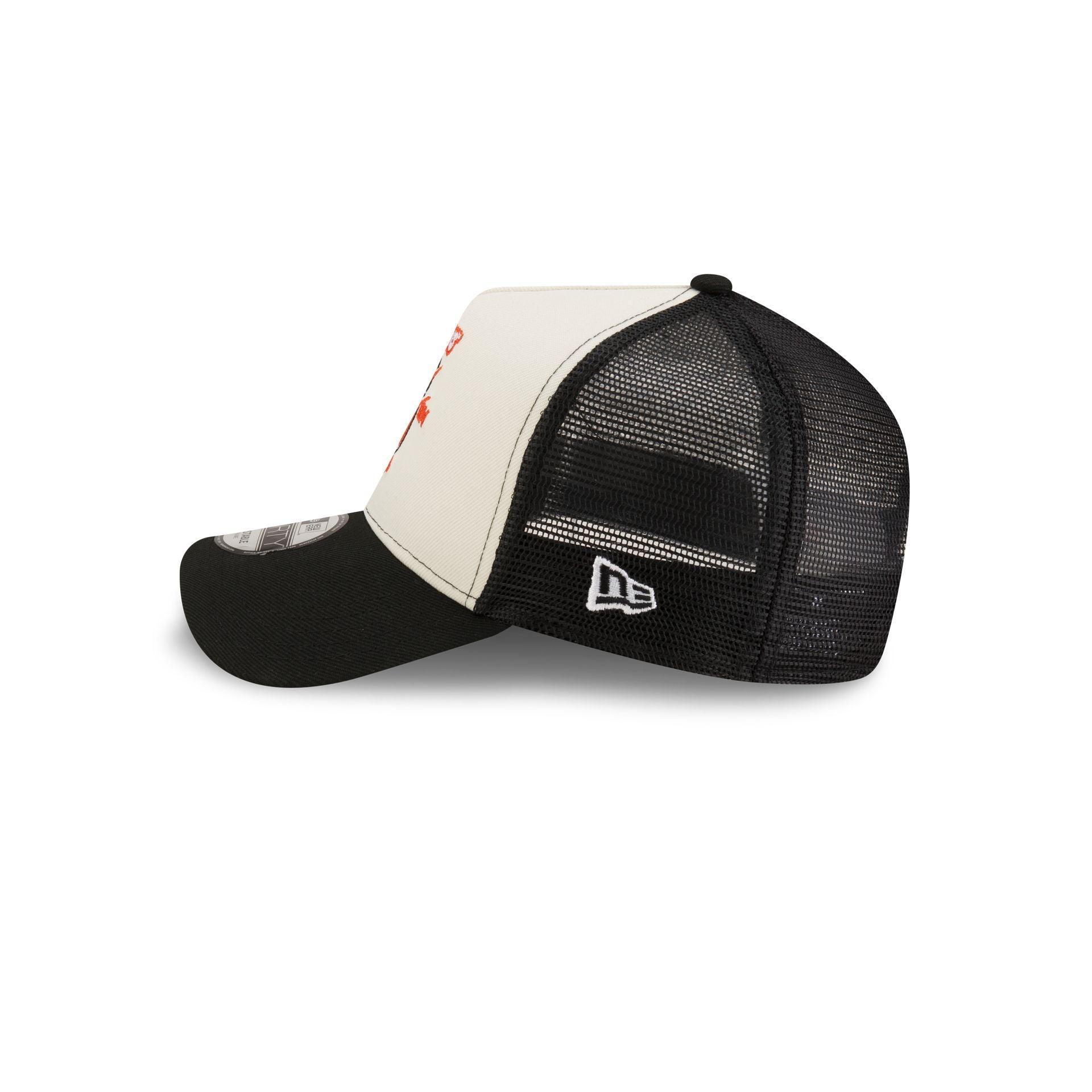 New York Mets Distressed 9FORTY A-Frame Trucker Hat Male Product Image