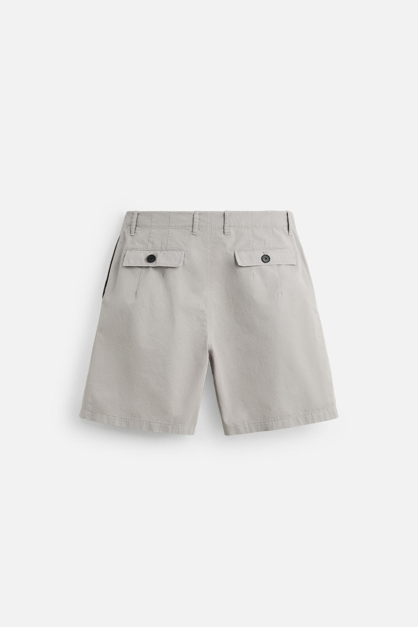 RELAXED FIT CRINKLED SHORTS Product Image