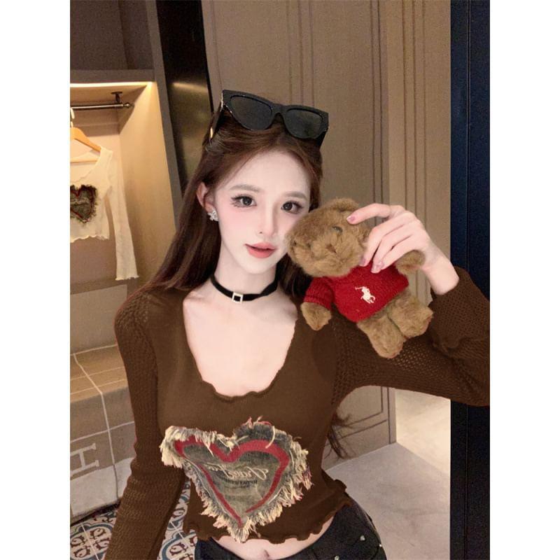 Bell Sleeve Scoop Neck Heart Applique Knit Crop Top Product Image