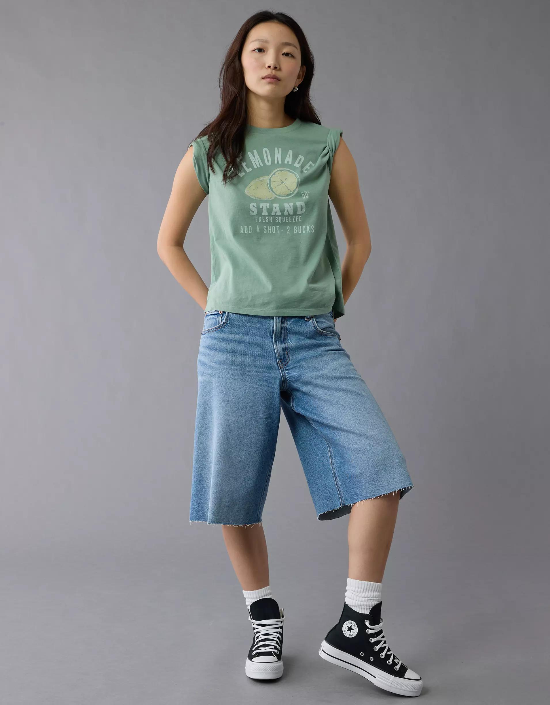 AE Classic Graphic T-Shirt Product Image
