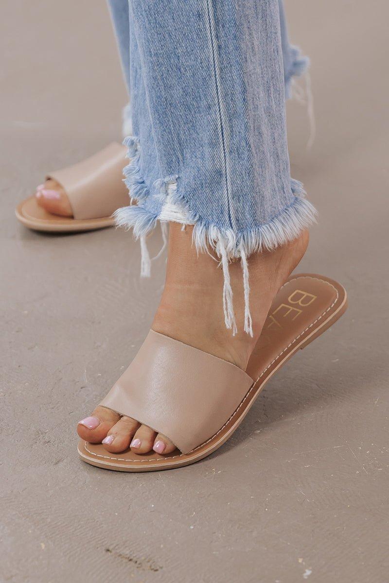 Coconuts by Matisse Cabana Slides - Natural Product Image