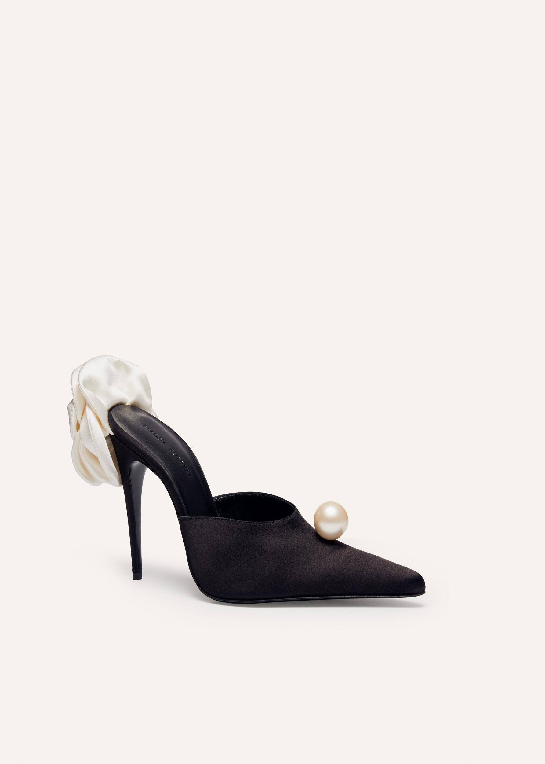 Pointed flower mules in black satin Product Image