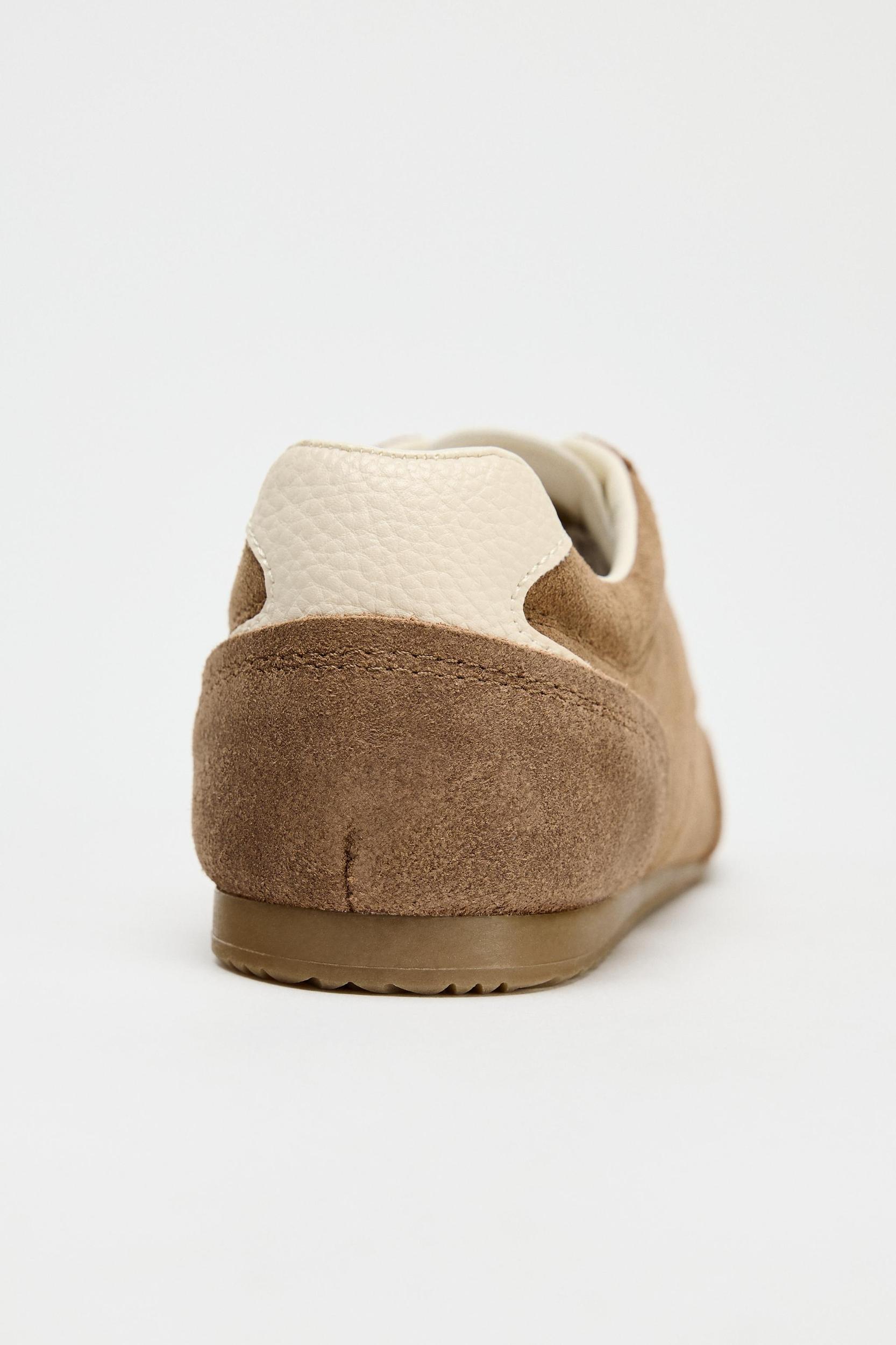 CONTRAST LEATHER SNEAKERS Product Image