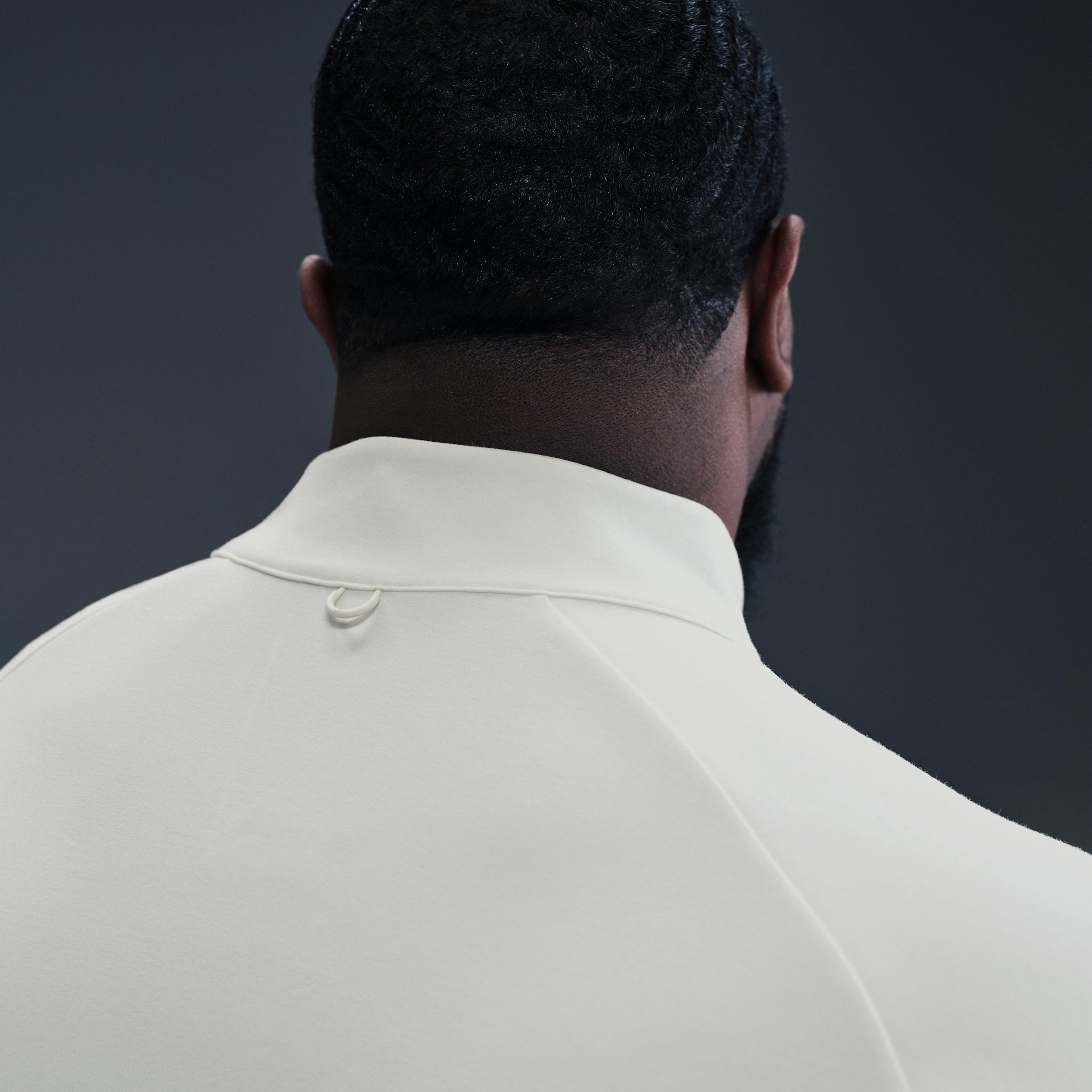 Nike Men's 24.7 ImpossiblySoft Dri-FIT 1/2-Zip Top Product Image