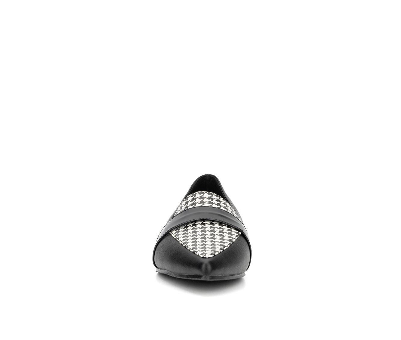 Women's New York and Company Verity Loafers Product Image