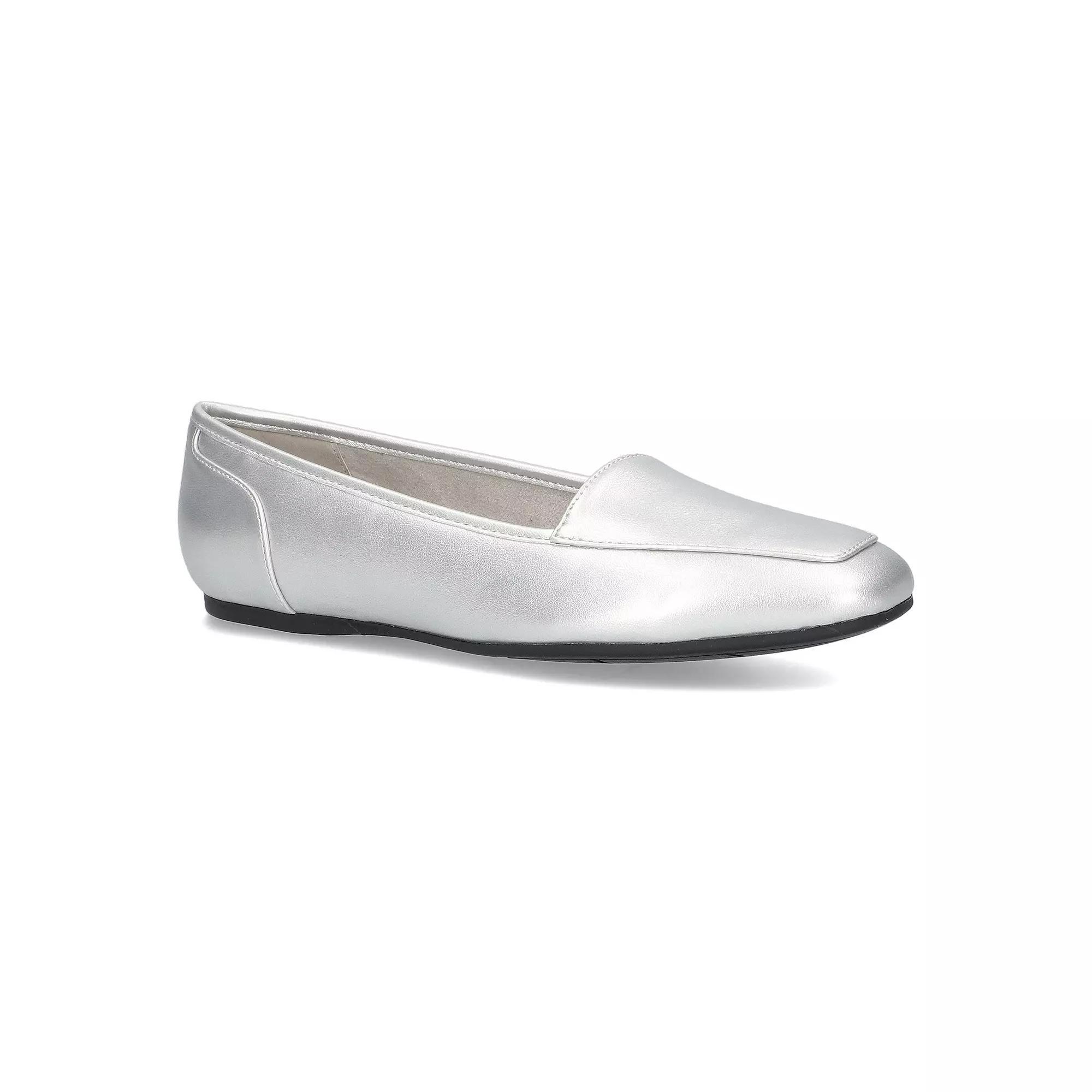 Easy Street Thrill Womens Flats Product Image