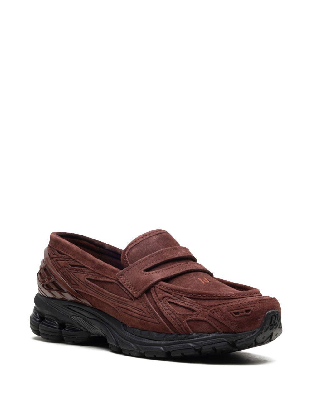 1906L "Rich Oak" sneakers Product Image