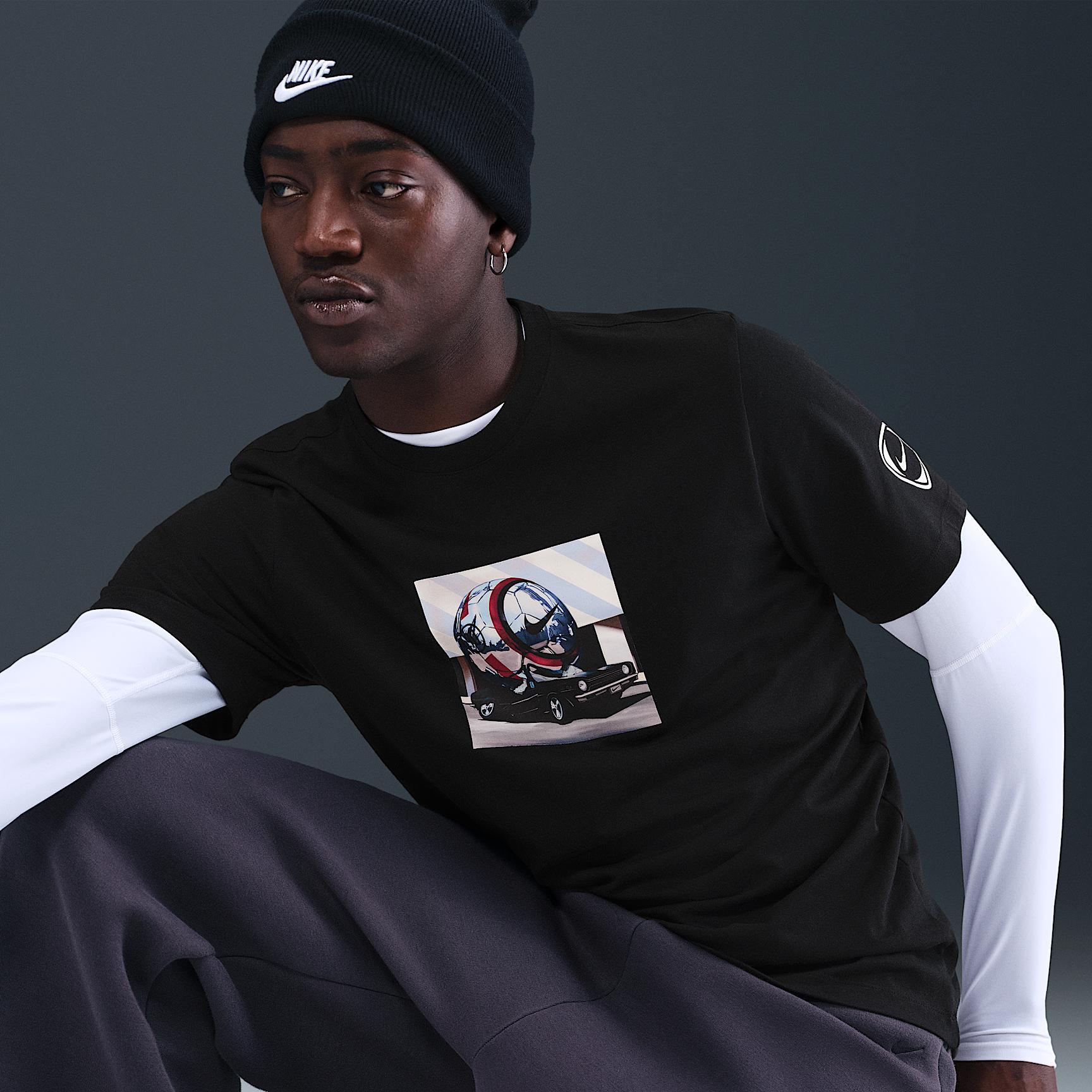 Nike Men's Soccer T-Shirt Product Image