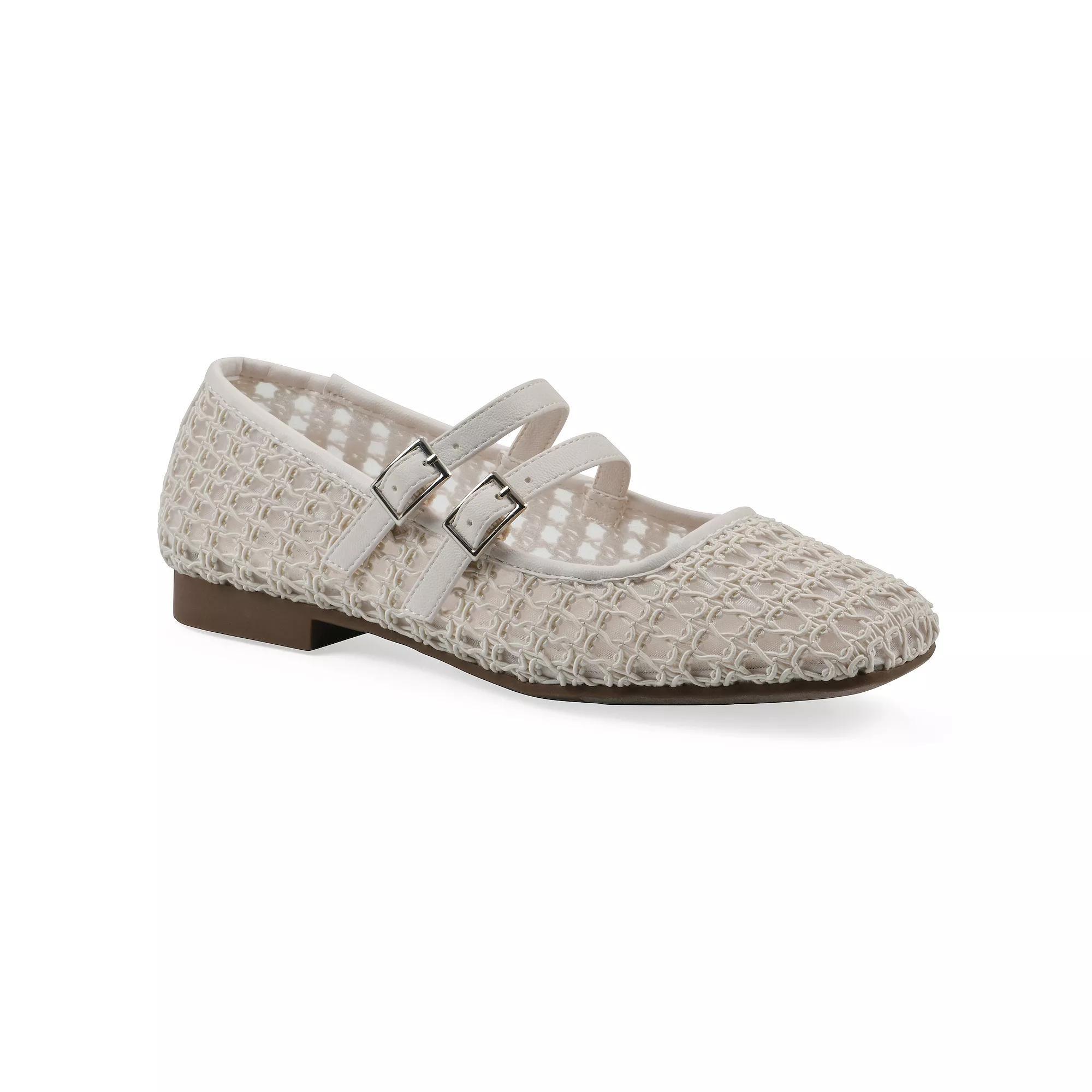 Cliffs by White Mountain Besnik Women's Mary Jane Flats, Size: 6.5, White Fabric Product Image