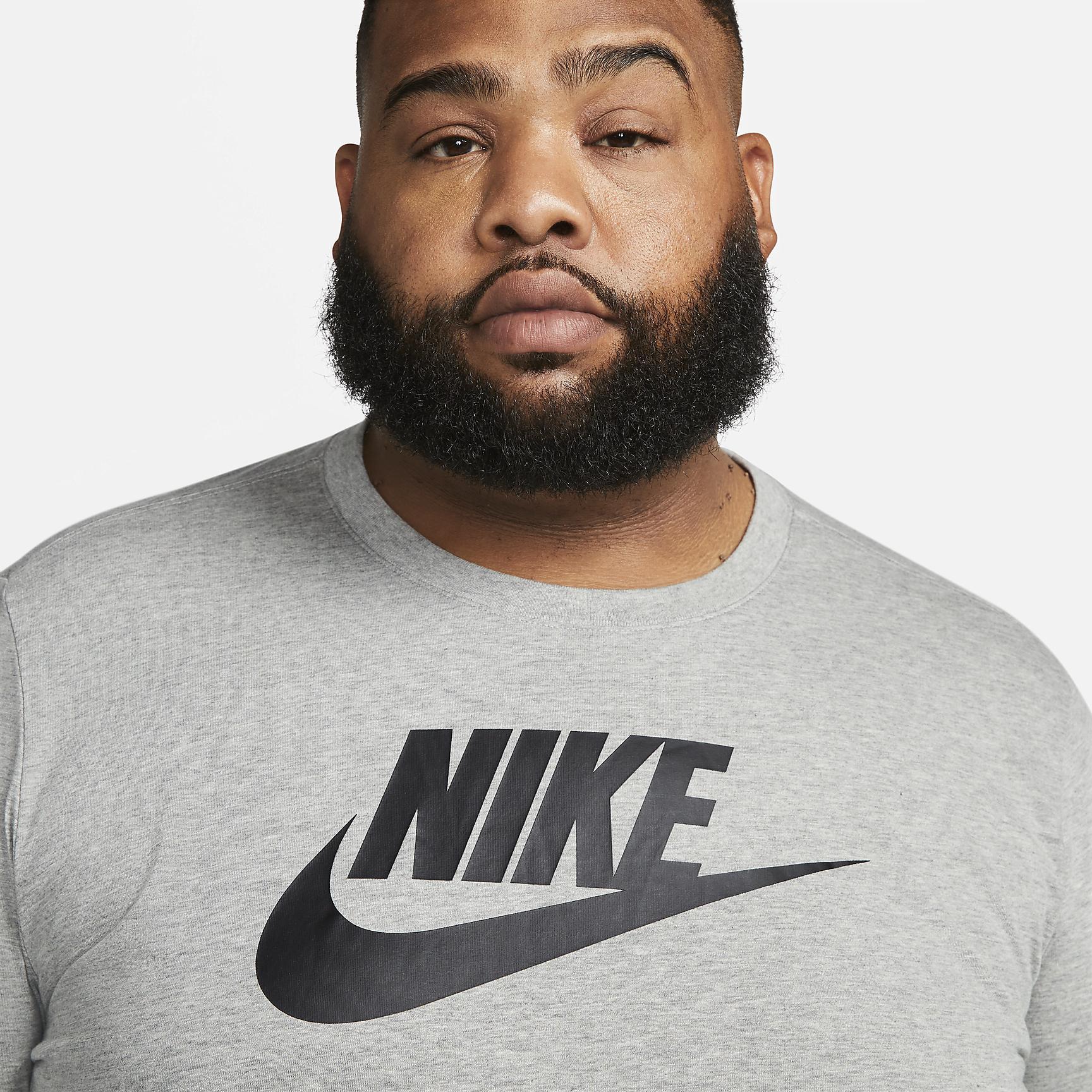 Men's Nike Sportswear Long-Sleeve T-Shirt Product Image