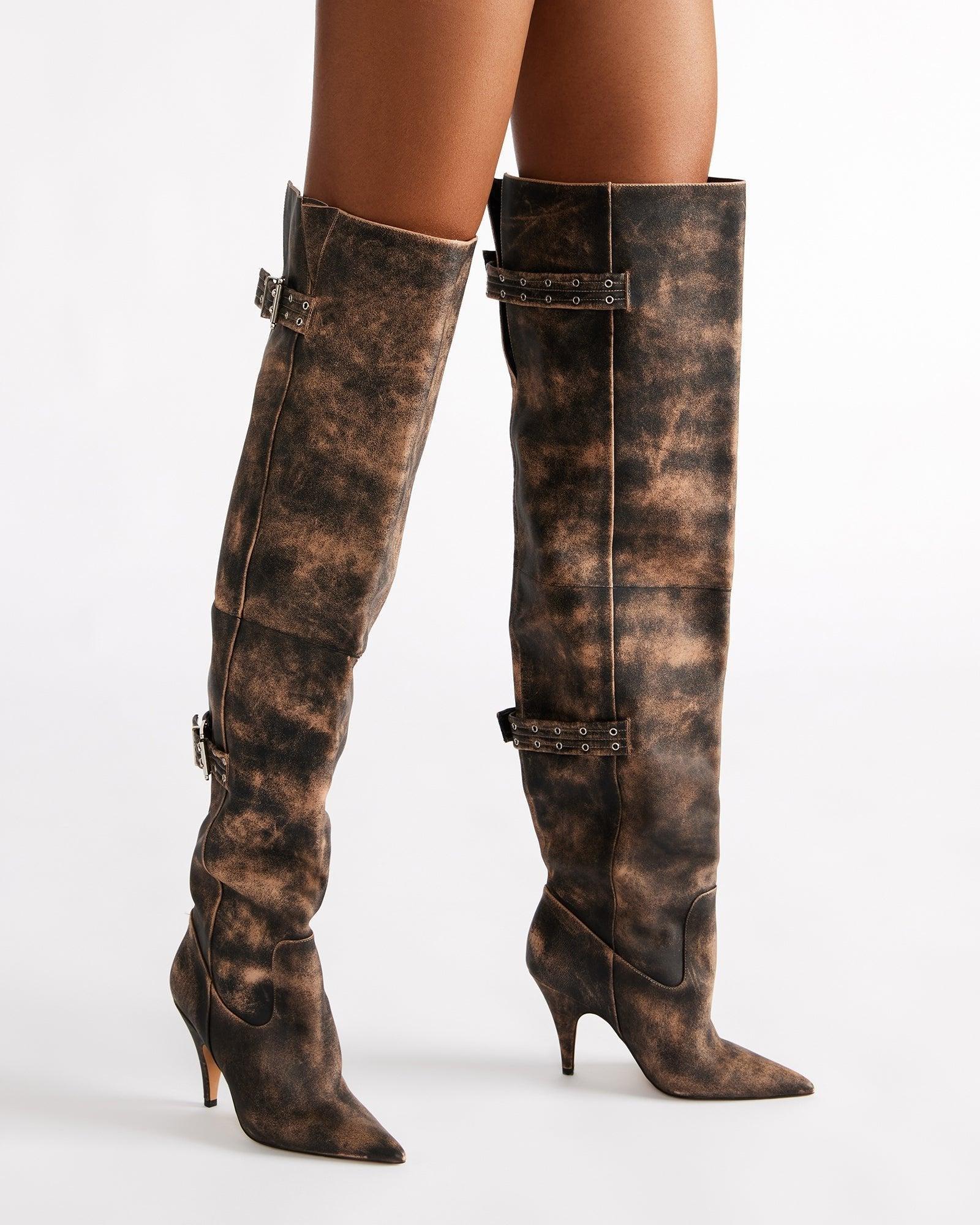 BADDIE BROWN DISTRESSED Female Product Image