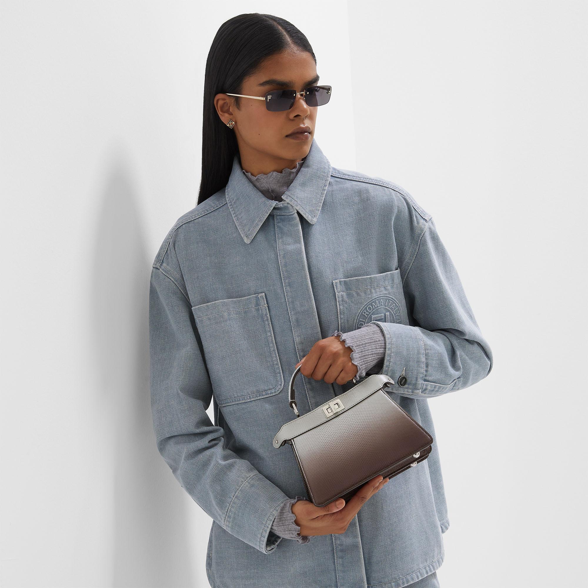 Peekaboo ISeeU PetiteGray graduated-effect karung bag Product Image