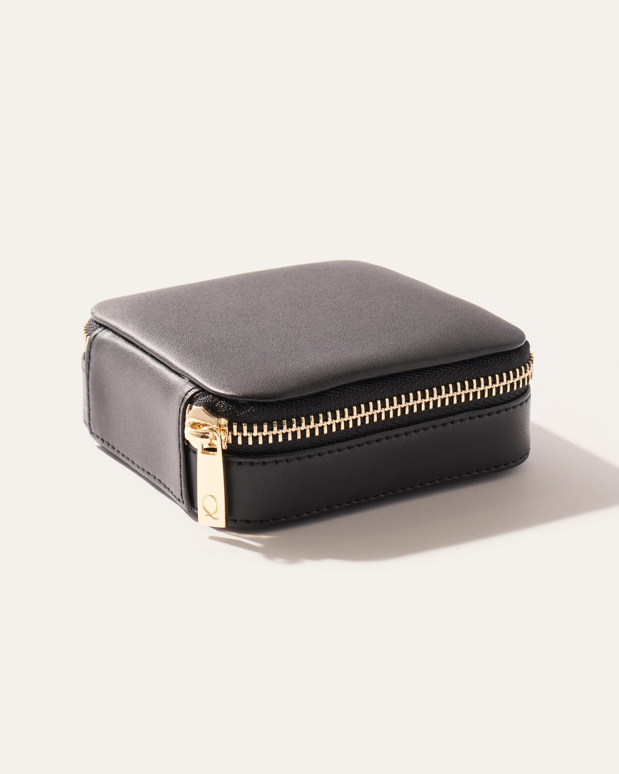 Quince | Women's Leather Jewelry Travel Case Product Image