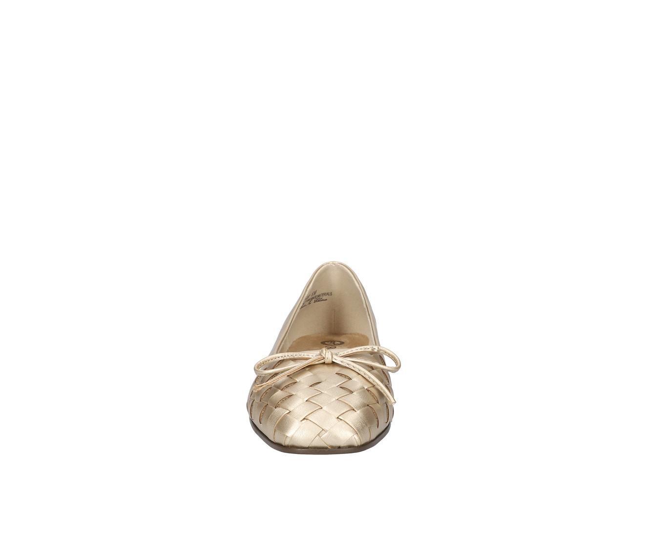 Women's Bella Vita Francie Flats Product Image