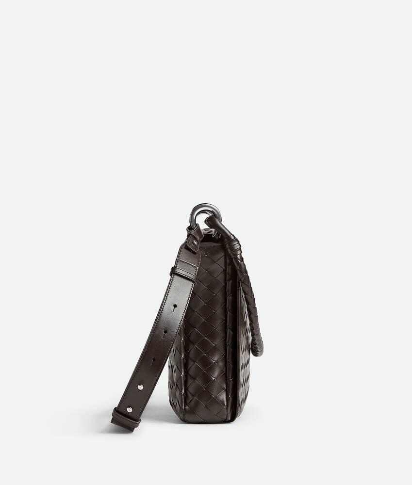 Men's Small Swing Messenger in Fondant Product Image