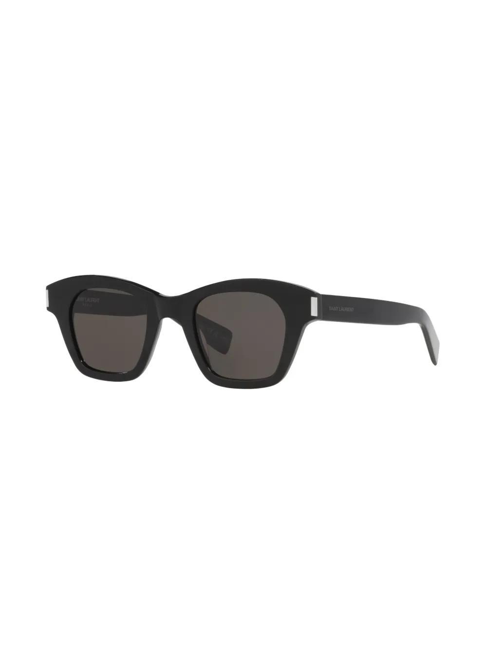 SAINT LAURENT Sl 592 Cat-eye Sunglasses In Schwarz Product Image