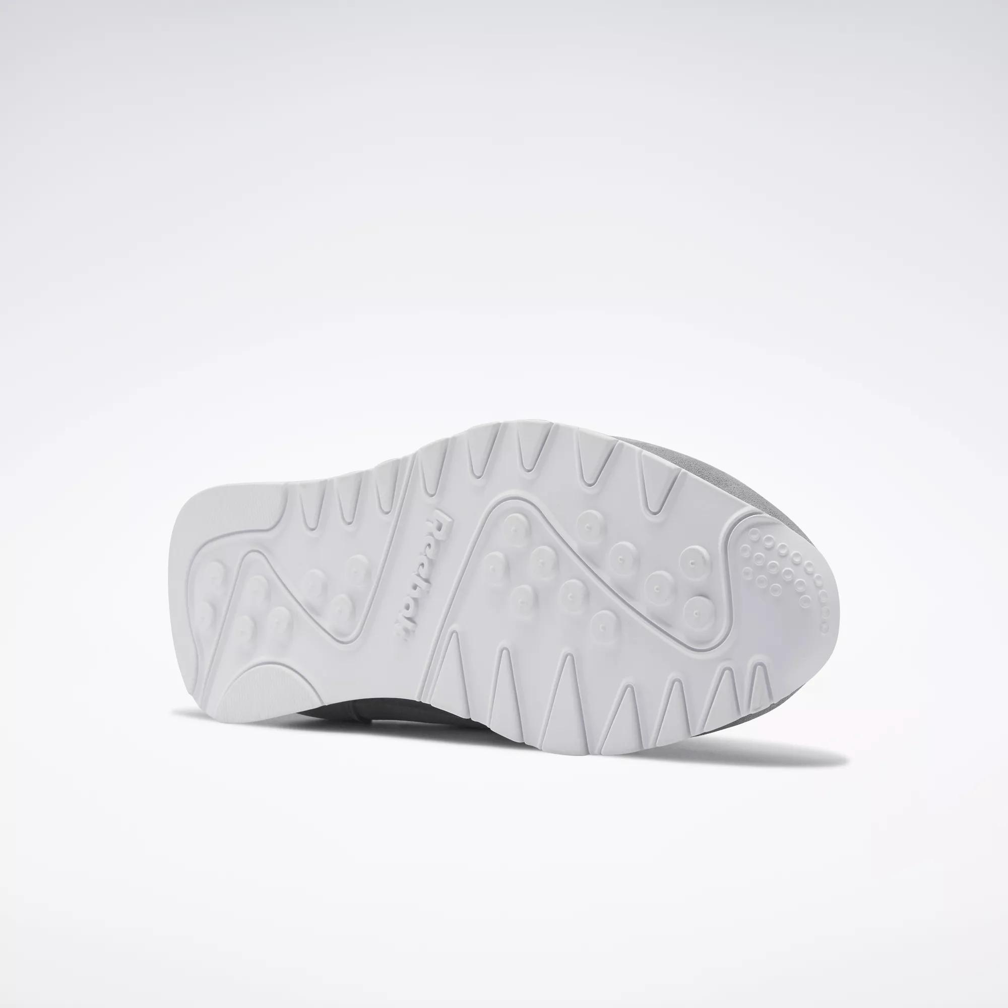 Men's Classic Nylon Shoes Male Product Image