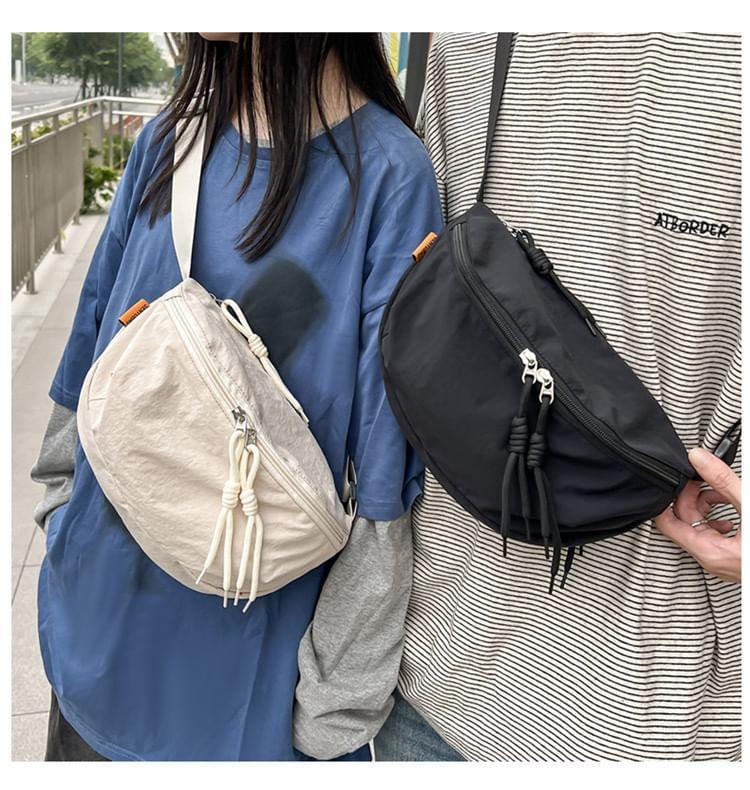 Plain Nylon Belt Bag Product Image