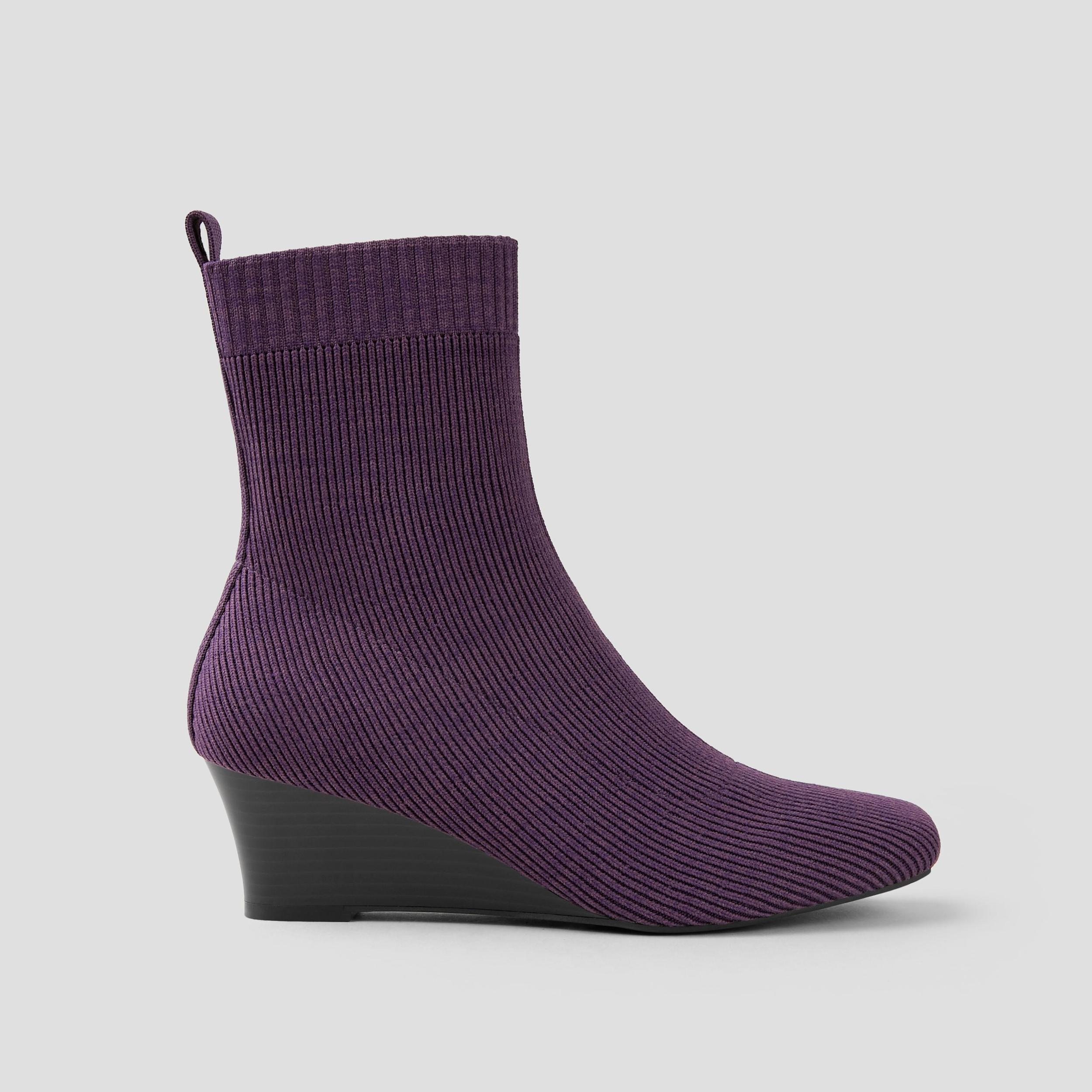 Square-Toe Water-Repellent Heeled Boots (Regina Pro) Product Image