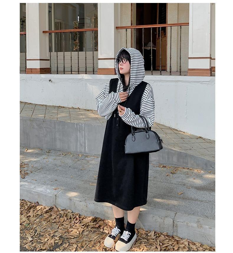 Plus Size Set: Puff-Sleeve Striped Hoodie + Henley Plain Midi Overall Dress Product Image